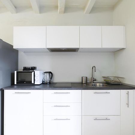 Elegant Rosales Apt. Milan Luaran gambar